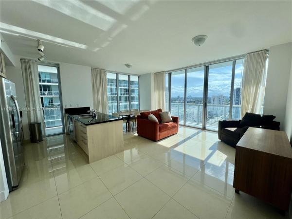 Axis On Brickell