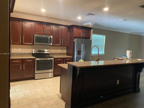 PORT ST LUCIE SECTION 8