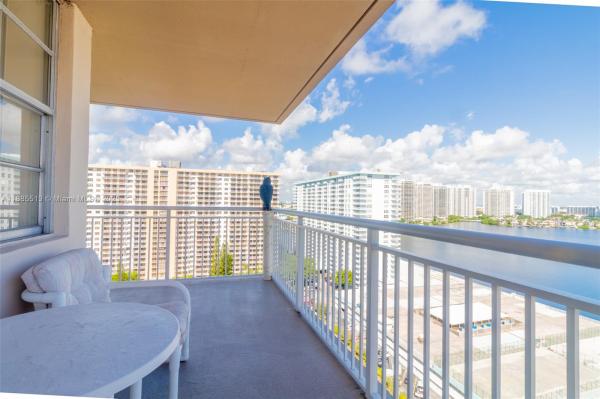 250 174TH ST #1816, SUNNY ISLES BEACH, FL 33160