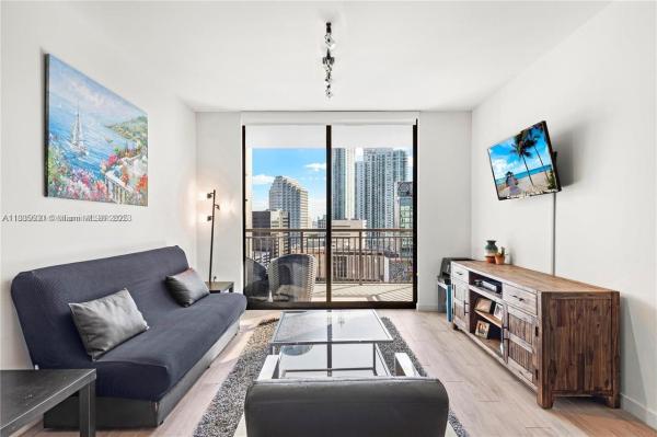 NINE AT MARY BRICKELL VIL