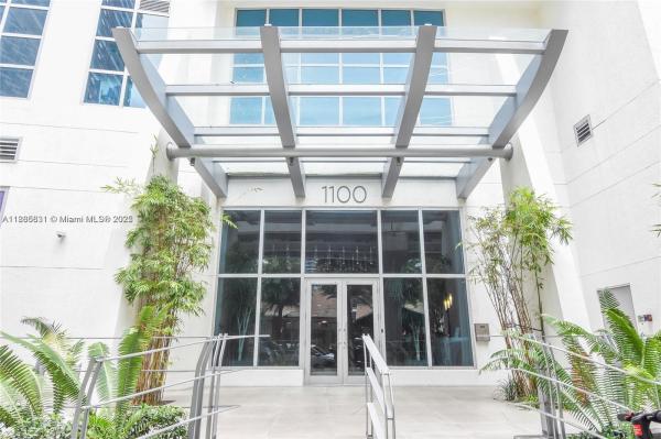 1100 S MIAMI AVE #2510, MIAMI, FL 33130