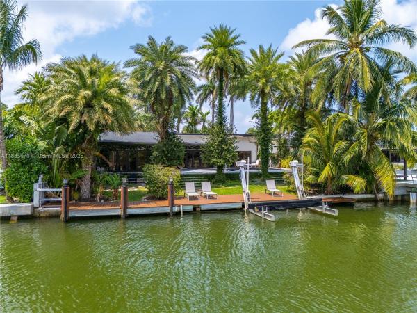 AMD PL BISCAYNE PINES