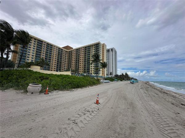 2501 S OCEAN DR #535, HOLLYWOOD, FL 33019