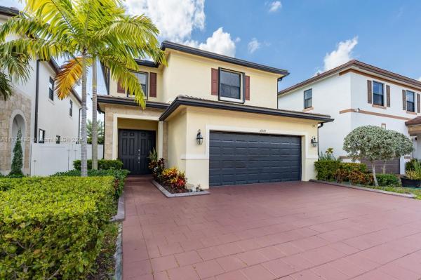 AQUABELLA SECTION TWO