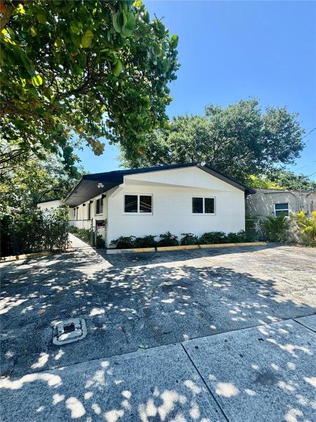 TOWN OF MODELO (DANIA) B-