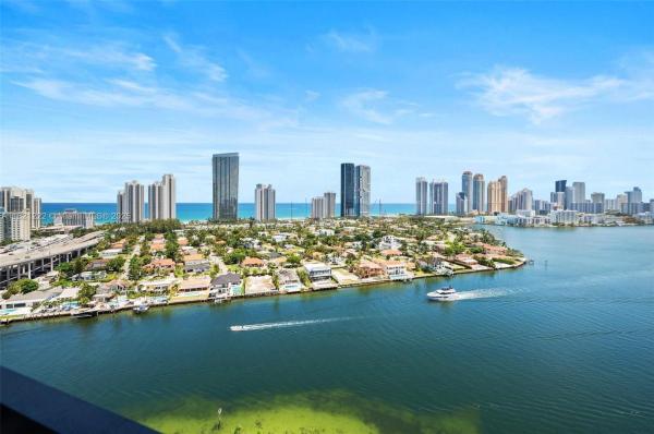 MYSTIC POINTE CONDO NO TH