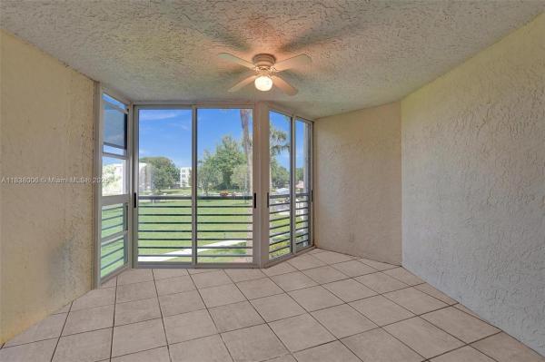 CONDO 10 OF SABAL PALM CO