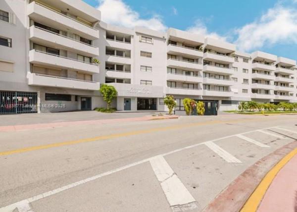 PARK VIEW PLAZA CONDO