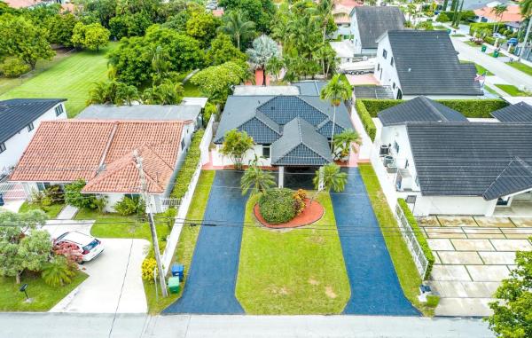 CORAL WAY ESTATES