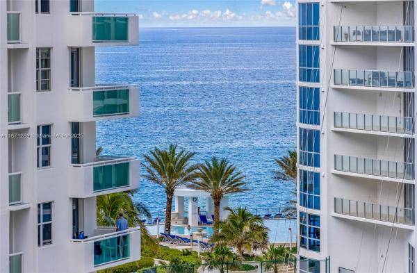 3000 S OCEAN DR #814, HOLLYWOOD, FL 33019