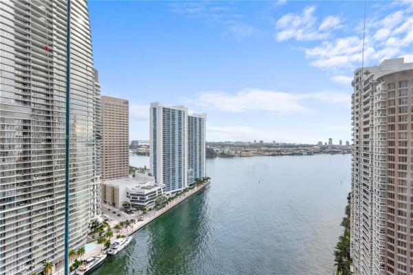 465 BRICKELL AVE #2702, MIAMI, FL 33131