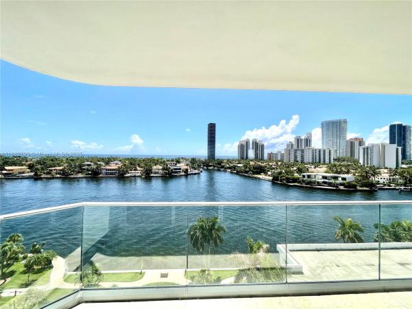 TURNBERRY ISLE CONDO