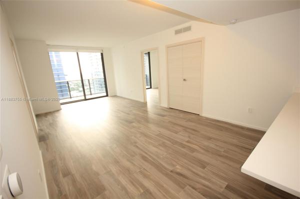 801 S MIAMI AVE #3710, MIAMI, FL 33130