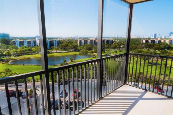 CORONADO CONDO- TOWER II