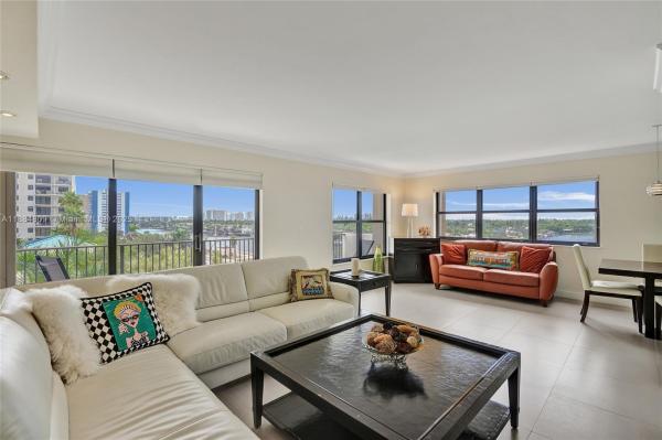 1201 S OCEAN DR #611N, HOLLYWOOD, FL 33019