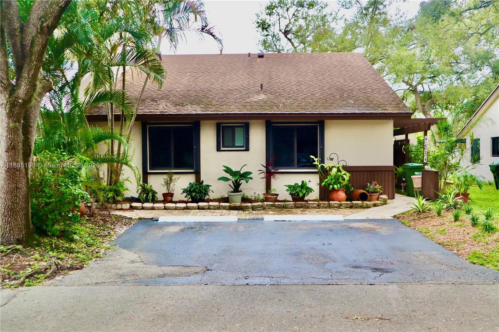 EVERGLADES SUGAR & LAND C - фото