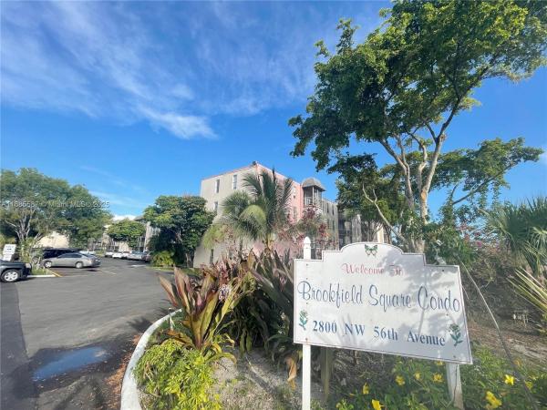 BROOKFIELD SQUARE CONDO