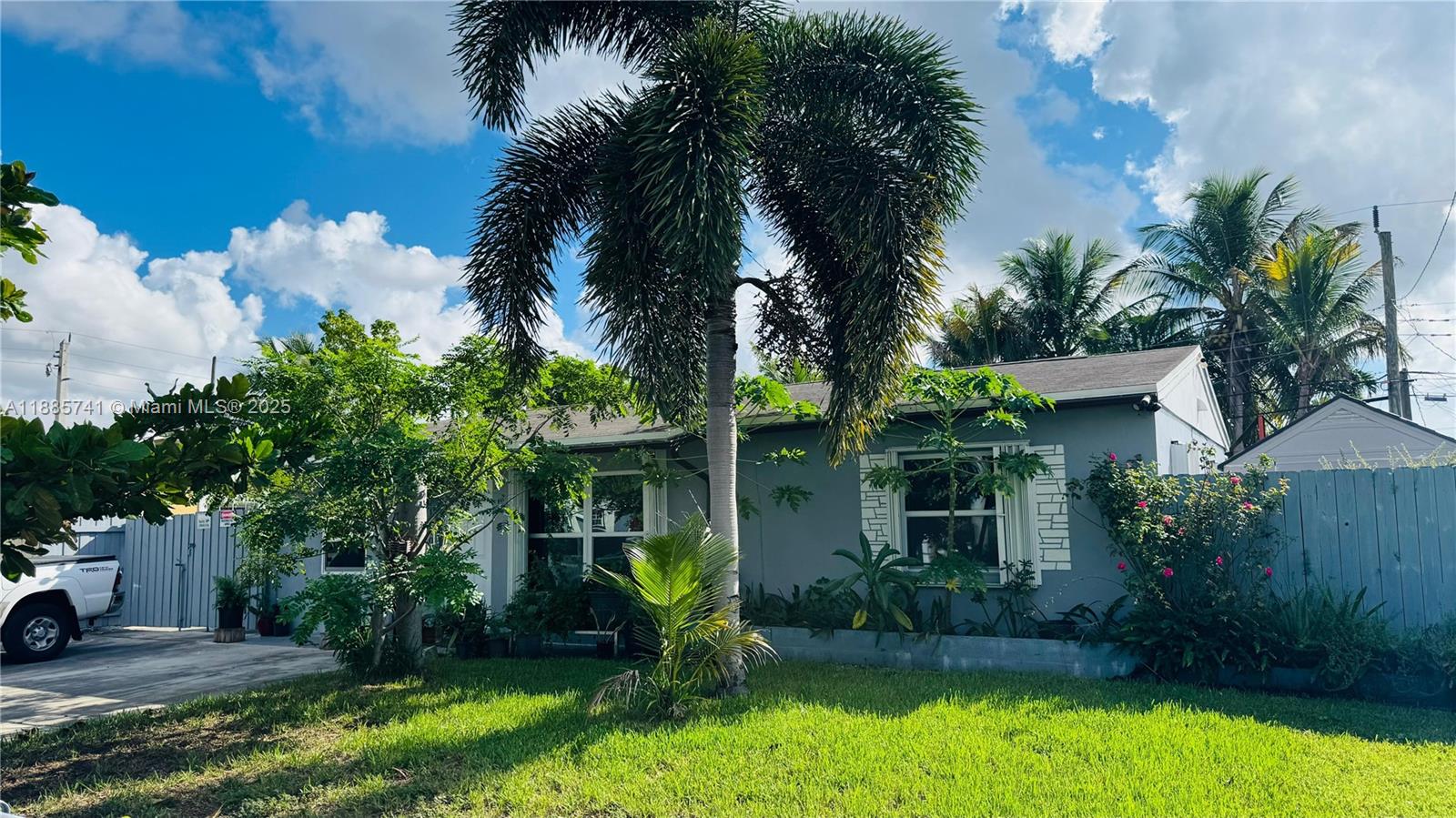 BROADVIEW COUNTRY CLUB ES - фото