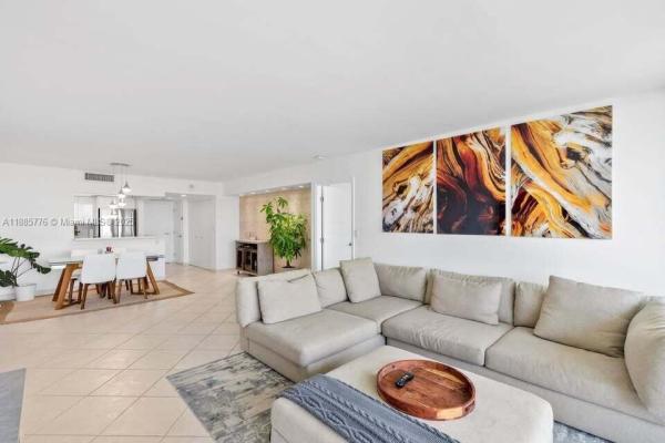 DELVISTA TOWERS CONDO