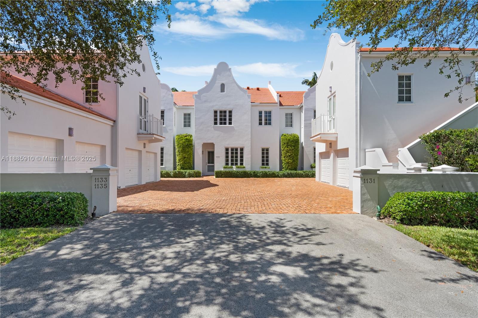 Village of Campo Sano - фото