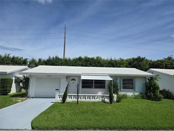 PALM BEACH LEISUREVILLE S