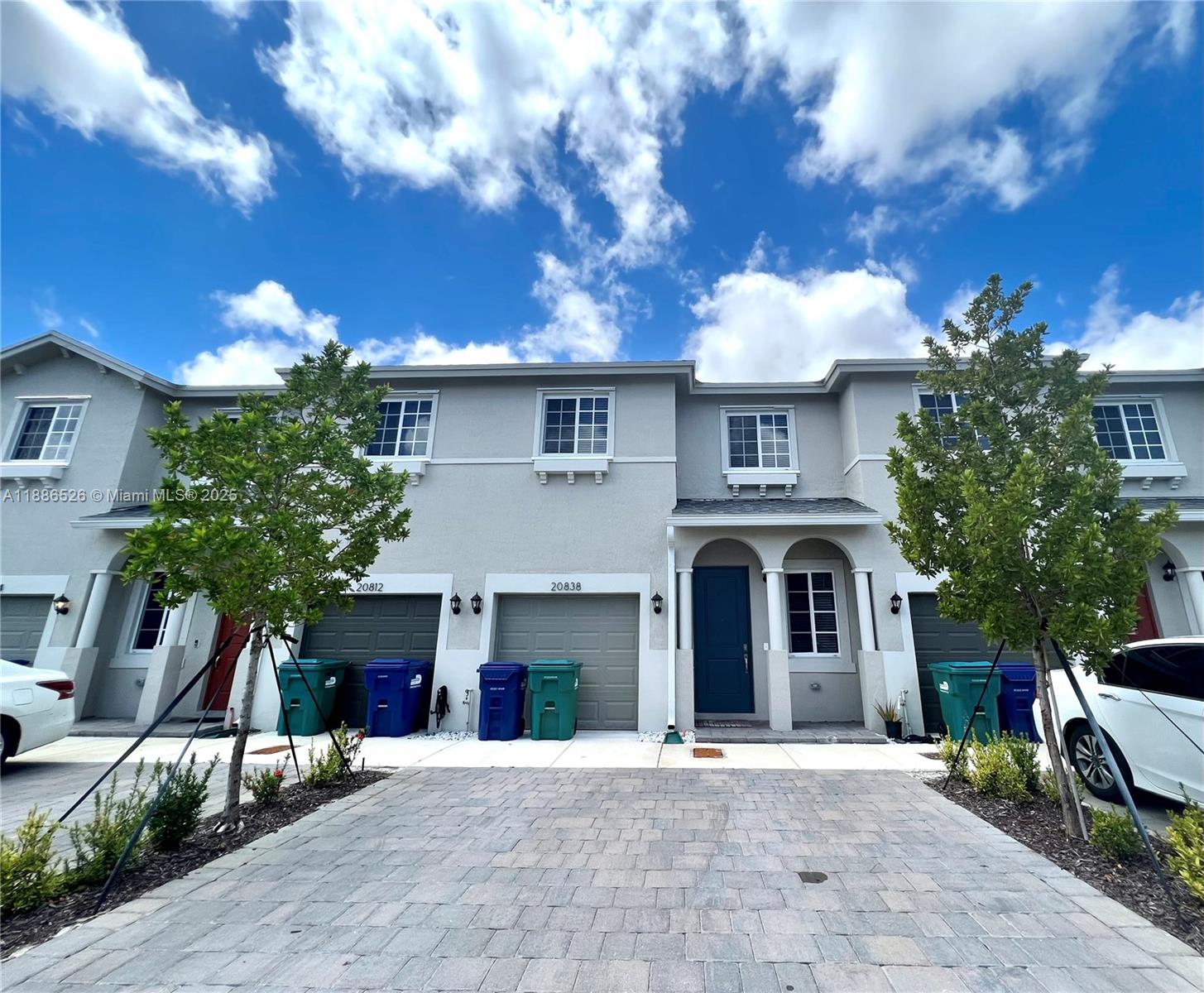 WALDEN PLACE - фото