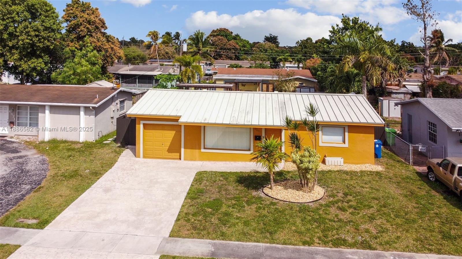 SUNRISE GOLF VILLAGE SEC - фото