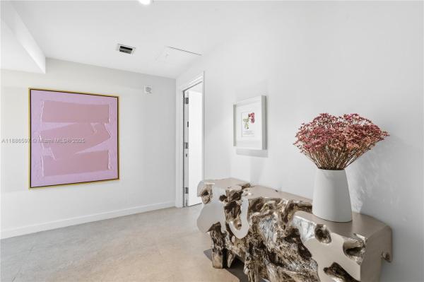 460 NE 28TH ST #1805, MIAMI, FL 33137