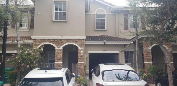 LAKES BY THE BAY GEE