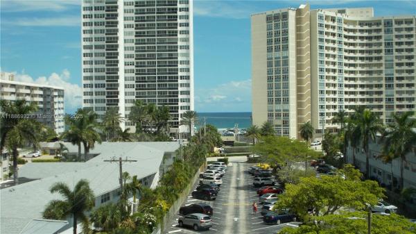 3161 S OCEAN DR #505, HALLANDALE BEACH, FL 33009