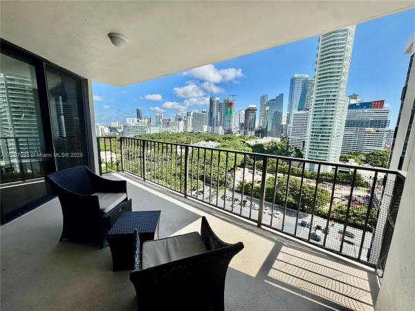 BRICKELL PLACE CONDO