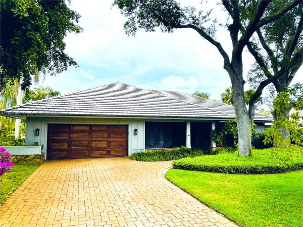 PGA RESORT COMMUNITY 1