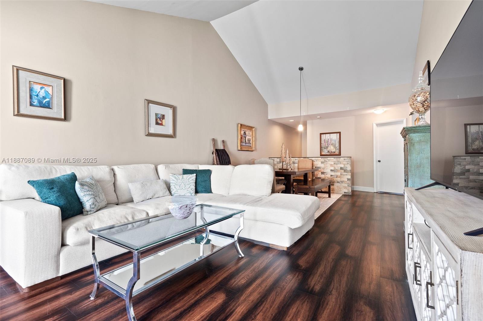 THE GREENS AT DORAL CONDO - фото