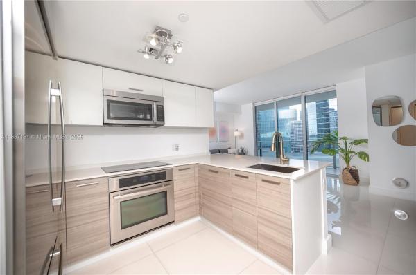 BRICKELLHOUSE CONDO
