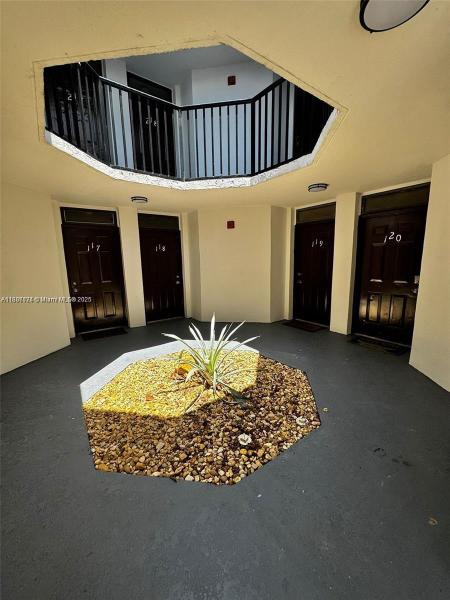 Lake Pointe Condominium