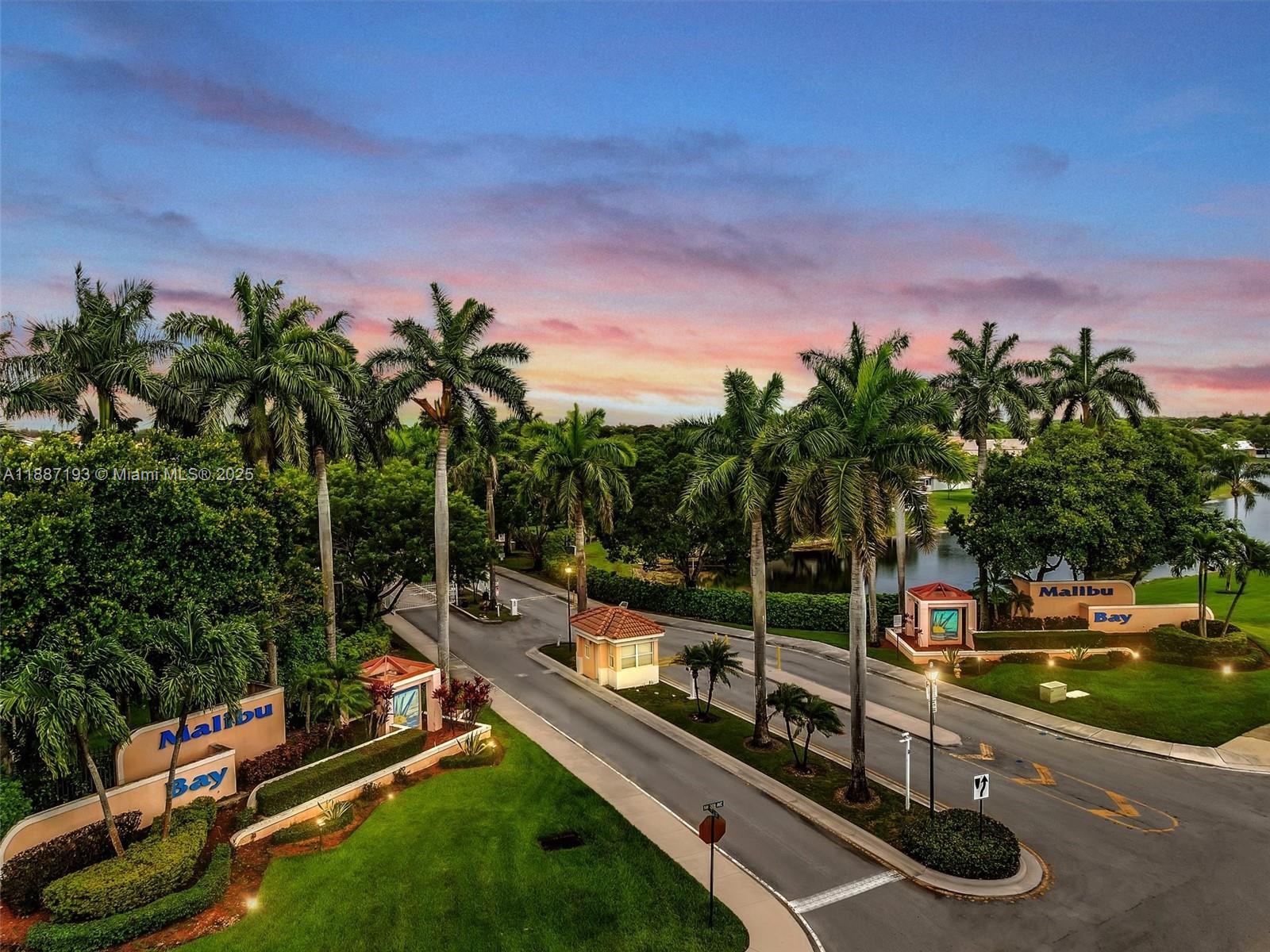 Malibu Bay - фото