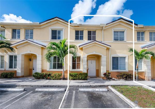 SHOMA VILLAS I AT COUNTRY