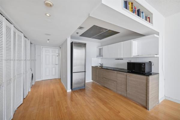 BRICKELL KEY II CONDO