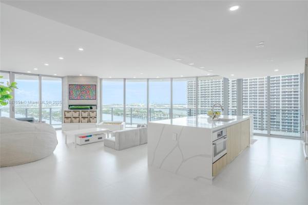 488 NE 18TH ST #2612/2615, MIAMI, FL 33132