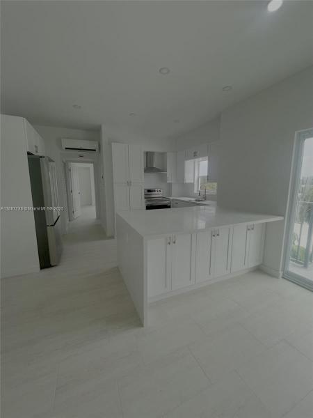 APARTMENTS ENCHANTE CONDO