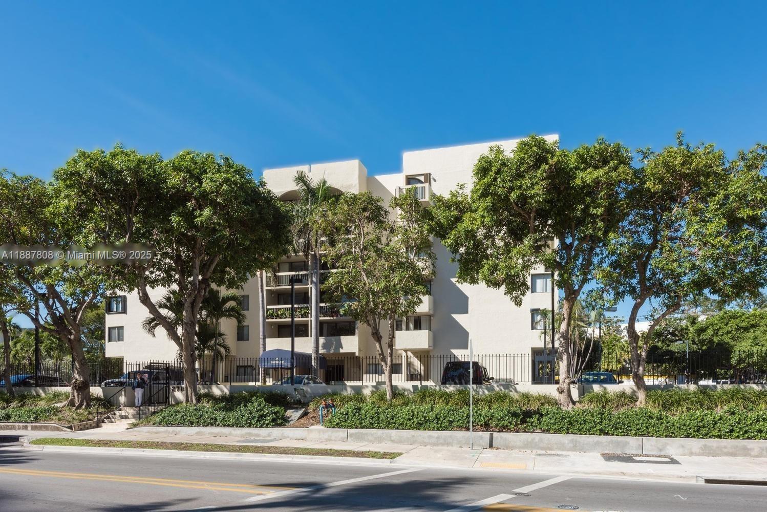 TIGERTAIL BAY CONDO - фото