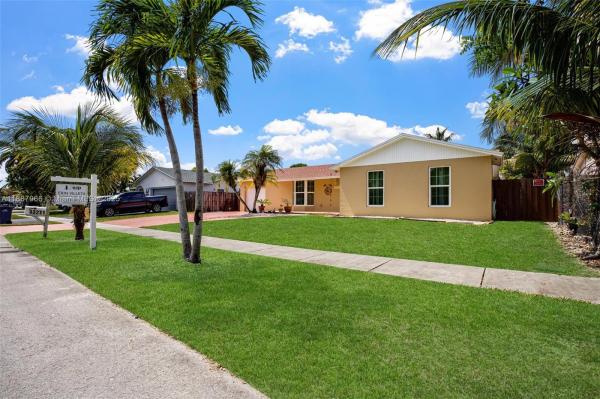 MEADOW WOOD MANOR SEC 7