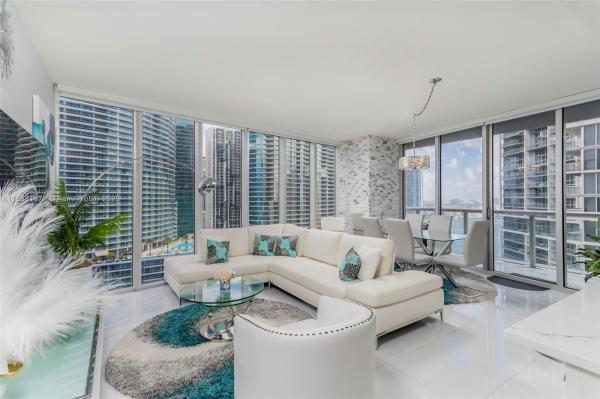 485 BRICKELL AVE #2502, MIAMI, FL 33131