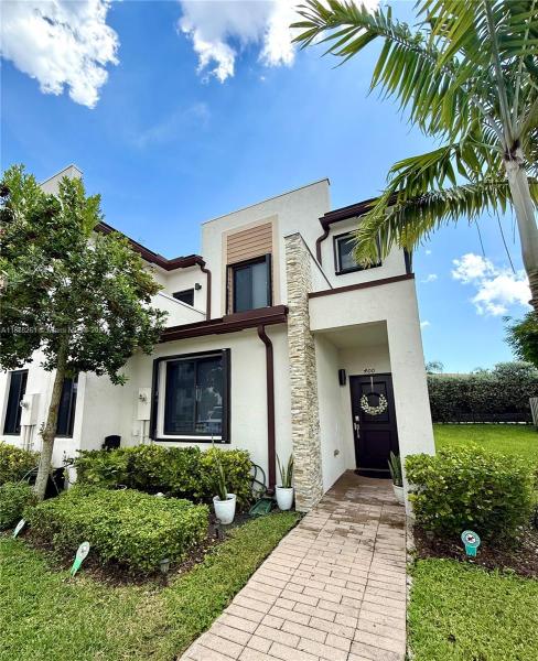 Ramblas at Via Ventura