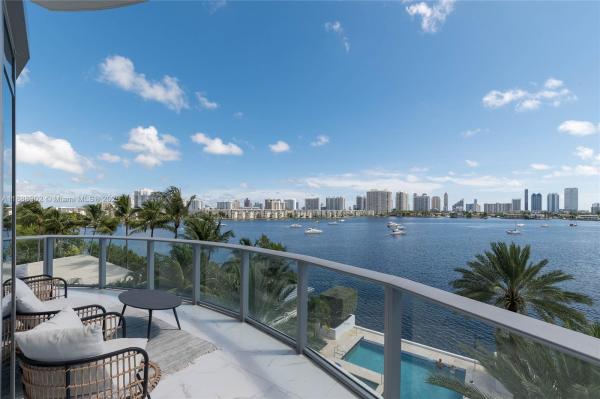 17301 BISCAYNE BLVD #411, NORTH MIAMI BEACH, FL 33160