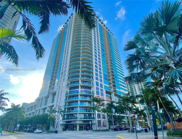 FOUR MIDTOWN MIAMI CONDO