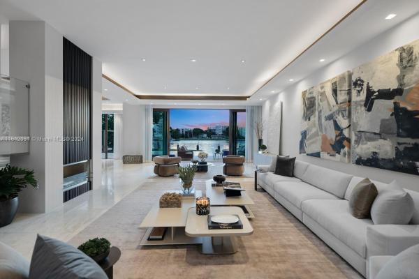 BAL HARBOUR RESIDENTIAL S