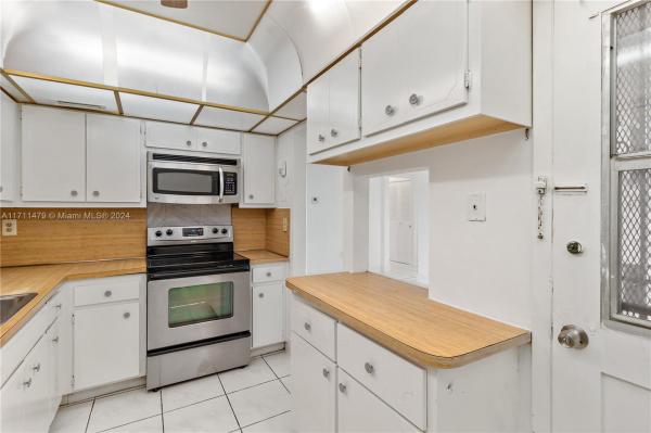 1475 TERRA TOWERS CONDO