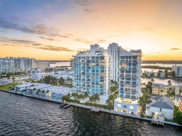 CIELO ON THE BAY CONDO