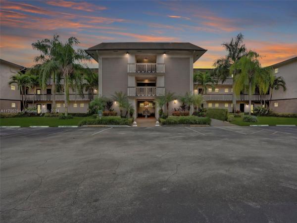 HILLCREST 11